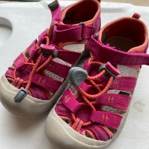 Pink Keen Sandals Girls Toddler Size 11